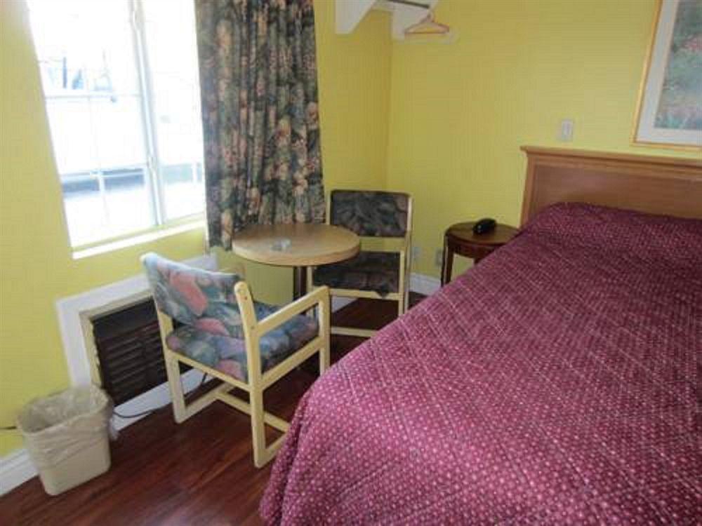 Travel Eagle Inn Motel Лонг Бийч Екстериор снимка